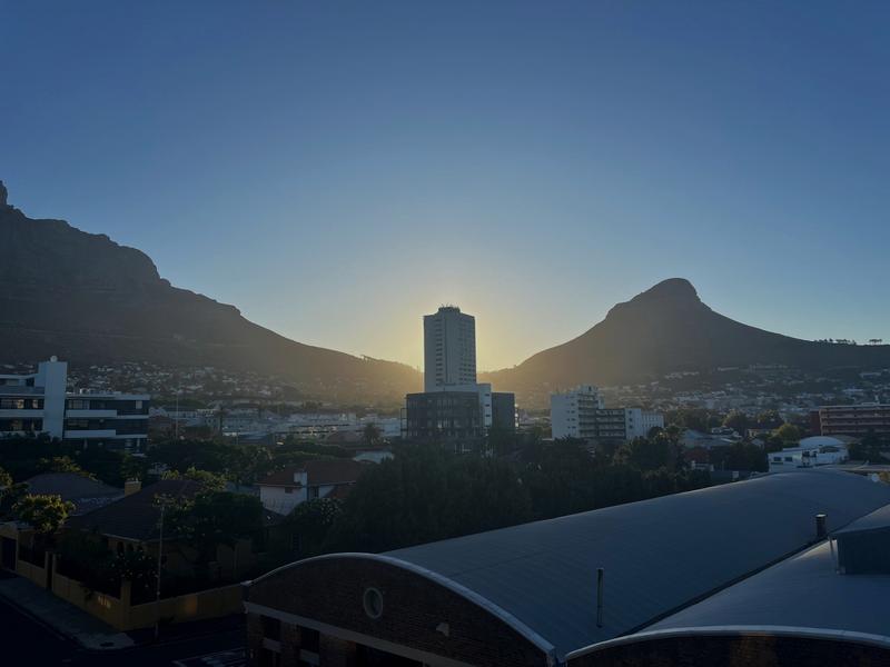 1 Bedroom Property for Sale in Gardens Western Cape